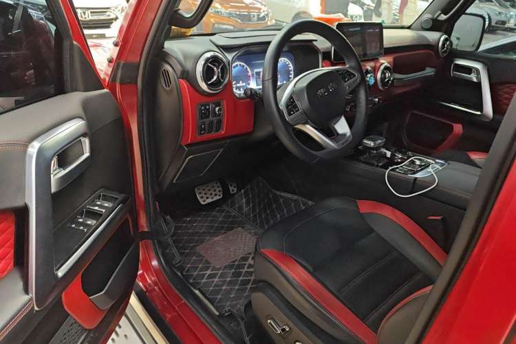 Used Beijing Auto BJ40 2021 2.0D Automatic Four-Wheel Drive Blade Hero Edition Adventurer Type
