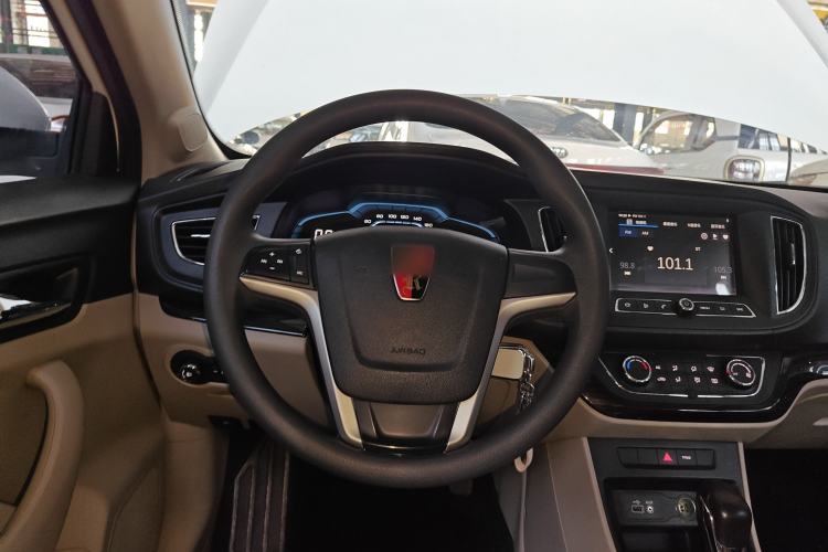 Used Roewe 360 2015 1.5L Automatic Luxury Edition
