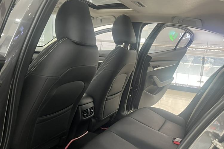 Used Mazda Mazda 3 Axela 2021 2.0L Automatic ZhiXuan Edition
