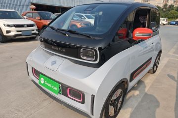 Used Baojun KiWi EV 2021 Customized Stylish Gold Edition Lithium Iron Phosphate