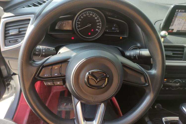 Used Mazda Mazda 3 Axela 2017 Sedan 1.5L Automatic Luxury Model Emission Standard China V
