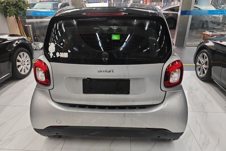 Used smart fortwo 2016 0.9T 66kW Hardtop Pioneer Edition
