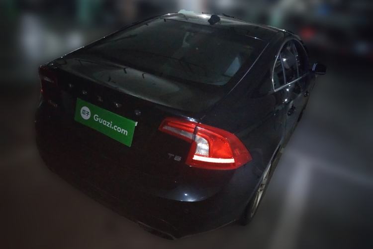 Used Volvo S60 2014 T5 Zhiya Edition
