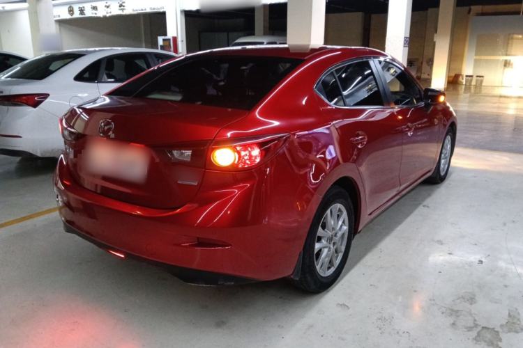 Used Mazda Mazda 3 Axela 2016 Sedan 1.5L Automatic Luxury Model