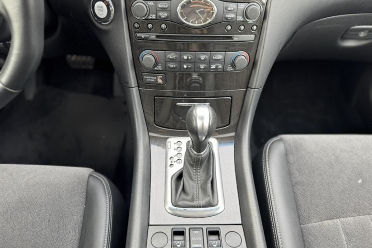 Used Infiniti QX50 2015 2.5L Comfort Edition
