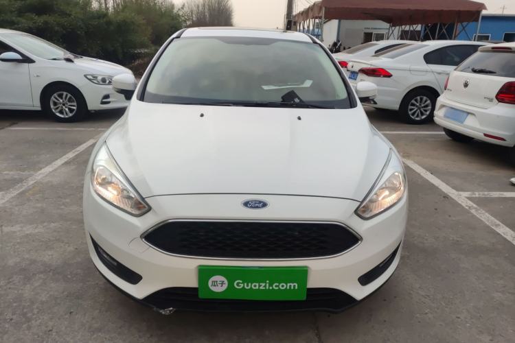 Used Ford Focus 2018 Hatchback Classic 1.6L Automatic Trendy SmartDrive Edition

