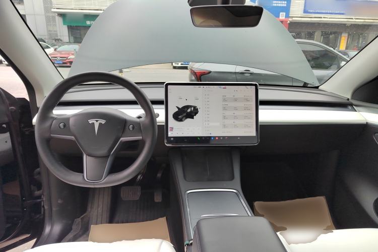 Used Tesla Model Y 2021 Standard Range Rear-Wheel Drive Version
