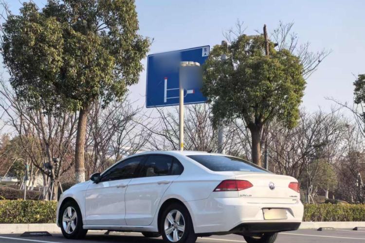 Used Volkswagen Lamando 2017 230TSI DSG Fashion Edition
