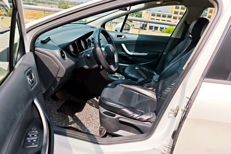 Used Peugeot 408 2013 2.0L Automatic Comfort Edition
