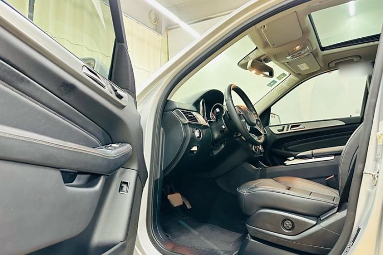 Used Mercedes-Benz M-Class 2015 ML 320 4MATIC