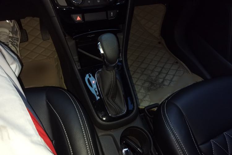 Used Buick Encore 2017 18T Automatic Two-Wheel Drive Urban Leading Model
