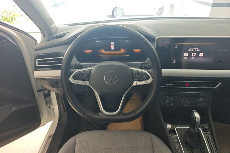 Used Volkswagen Lavida 2023 1.5L Automatic Full-Comfort Edition
