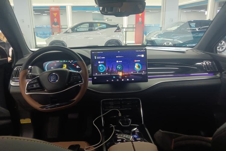 Used BYD Tang New Energy 2021 DM 2.0T Four-Wheel Drive High-Performance Luxury Model
