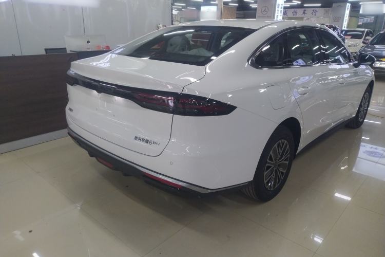 Used  Galaxy Stellar 6 