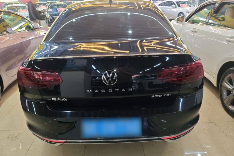 Used Volkswagen Magotan 2023 2 Million Units Limited Edition 330TSI DSG Leading Version
