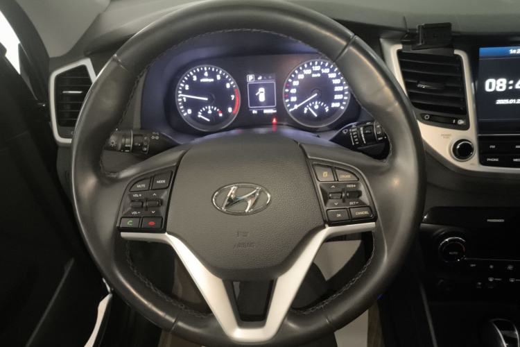 Used Hyundai Tucson 2018 1.6T Dual-Clutch Two-Wheel Drive 15th Anniversary Special Edition