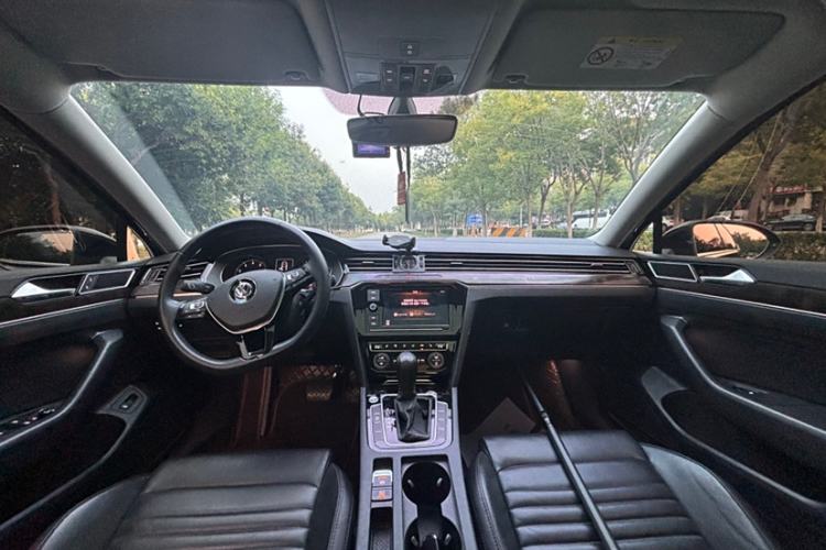 Used Volkswagen Magotan 2019 330TSI DSG Luxury Model China V Standard
