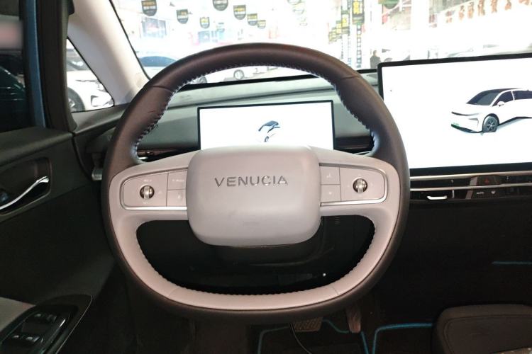 Used Venucia VX6 2025 Large Flat-Layout 520 Pro