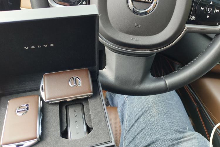 Used Volvo XC90 New Energy 2019 E-Drive Hybrid T8 Prestige 7-Seater China VI Standard
