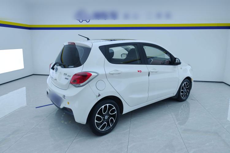 Used Changan Benni 2015 1.4L IMT Sunroof Version China IV Standard
