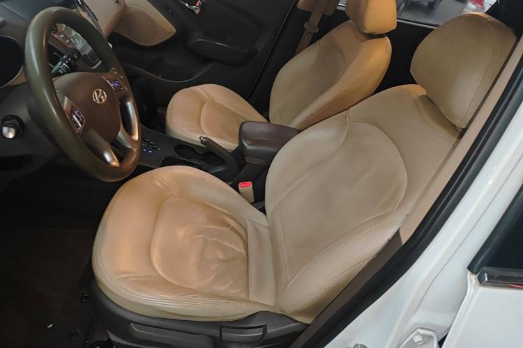 Used Hyundai ix35 2013 2.0L Automatic 2WD Comfort GL China IV Standard
