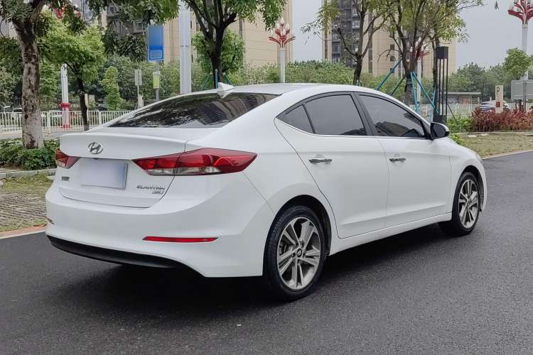 Used Hyundai Elantra 2016 1.6L Automatic ZhiXuan – Elite Version
