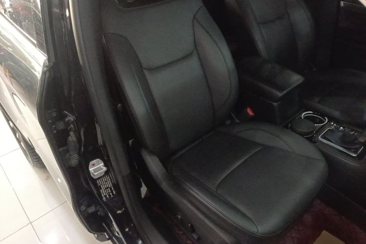 Used  Grand Commander 2018 2.0T Four-Wheel Drive Enjoyment Edition China VI
