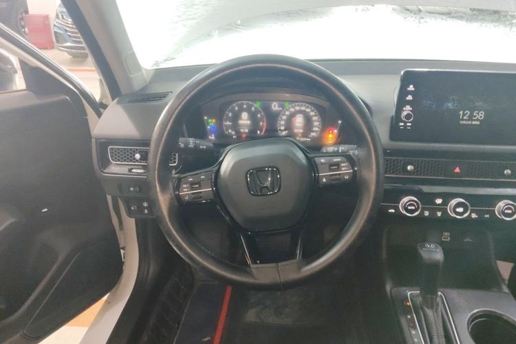 Used Honda Civic 2023 240TURBO CVT Dynamic Edition
