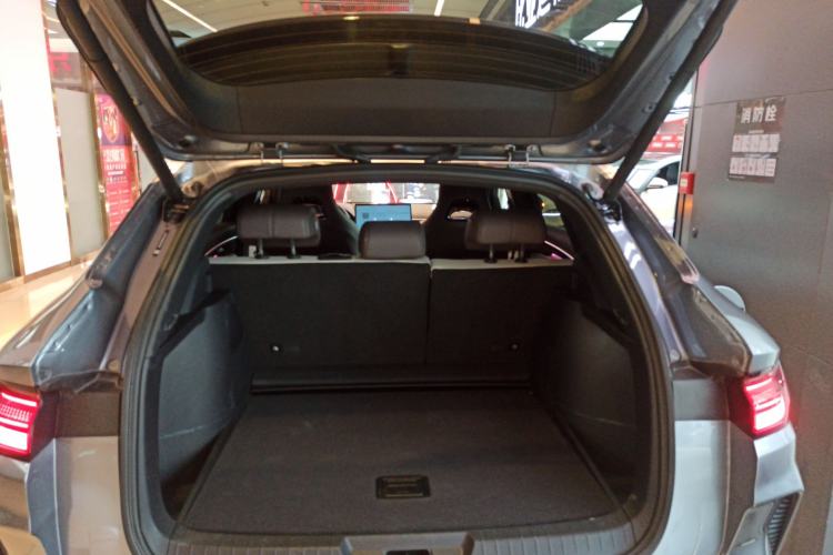 Used BYD Song PLUS New Energy 2025 EV Intelligent Driving Version 520km Premium Model
