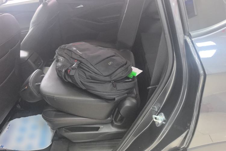 Used Chevrolet Orlando 2020 Light Hybrid Redline 530T Automatic Enjoyment Edition (5+2 Models)
