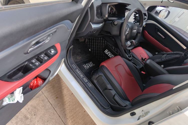 Used Haval H2s 2018 1.5T Dual-Clutch Fashion Edition
