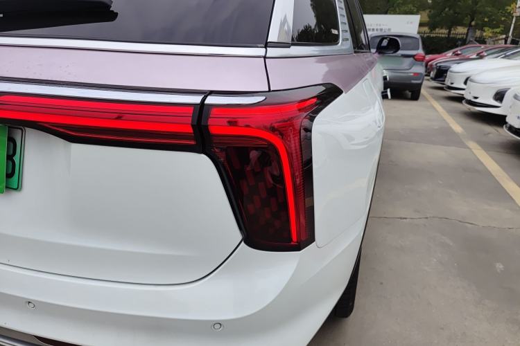 Used Hongqi E-HS9 2021 460 km Range Flagship Edition Six-Seater
