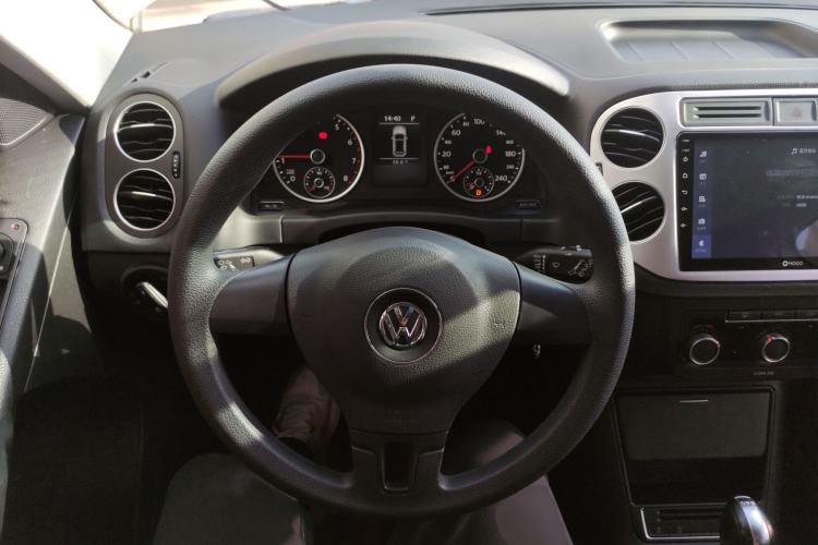 Used Volkswagen Tiguan 2016 280TSI Automatic Two-Wheel-Drive Silk Road Style Edition