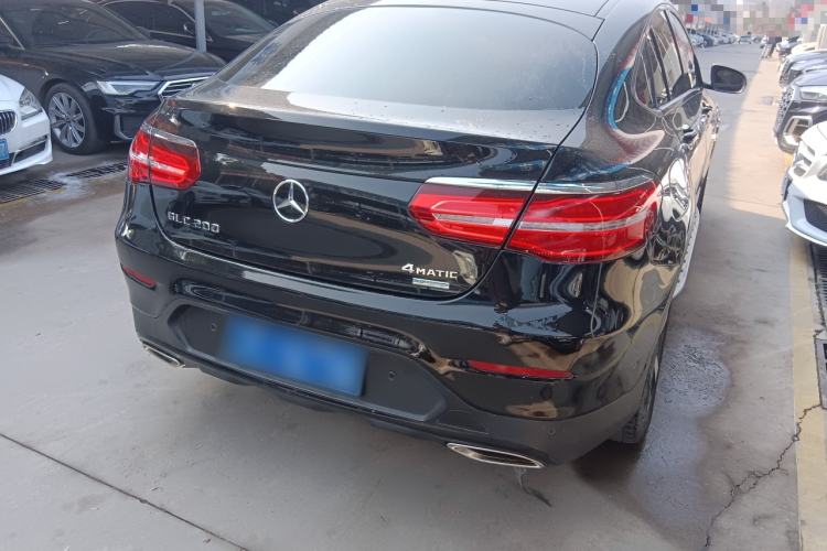 Used Mercedes-Benz GLC Coupe 2017 GLC 200 4MATIC Coupe SUV
