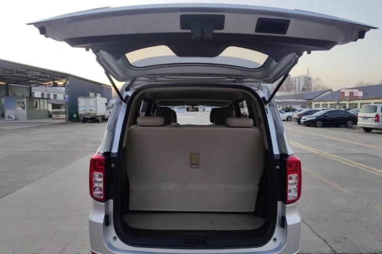 Used Wuling Hongguang 2021 1.5L Facelifted S Comfort Version with Electric Power Steering LAR
