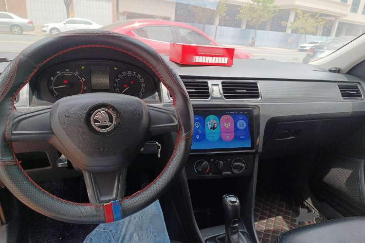 Used Skoda Rapid Spaceback 2014 1.6L Automatic Enjoyment Edition
