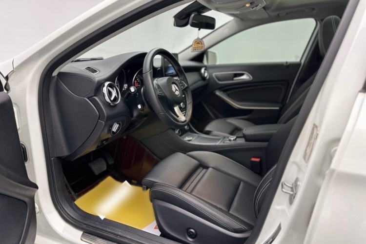 Used Mercedes-Benz GLA 2018 GLA 200 Fashion Model