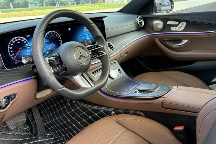 Used Mercedes-Benz E-Class New Energy 2022 Restyled E 350 e L Plug-in Hybrid Sports Sedan
