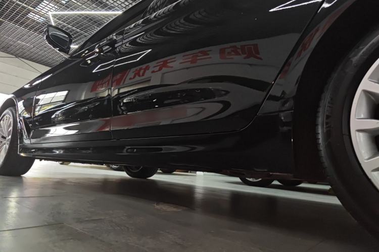 Used BMW 5 Series 2019 525Li Luxury Package