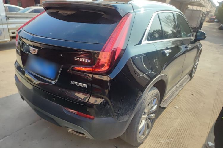 Used Cadillac XT4 2022 28T Two-Wheel-Drive Luxury Version
