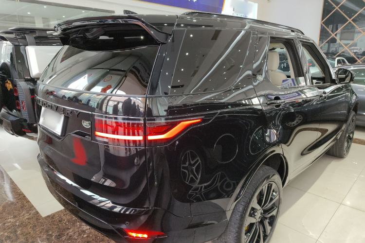 Used Land Rover Discovery 2024 360 PS S