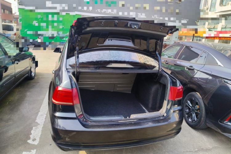 Used Volkswagen Santana 2018 1.5L Manual Fashion Edition
