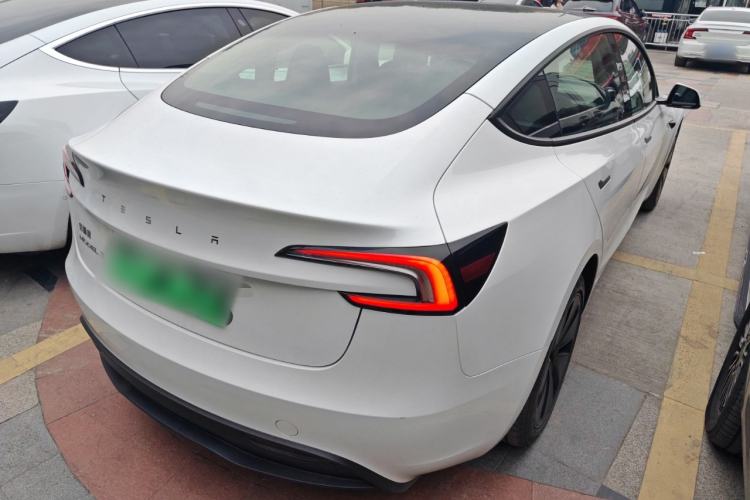 Used Tesla Model 3 2025 Rear-Wheel-Drive Version