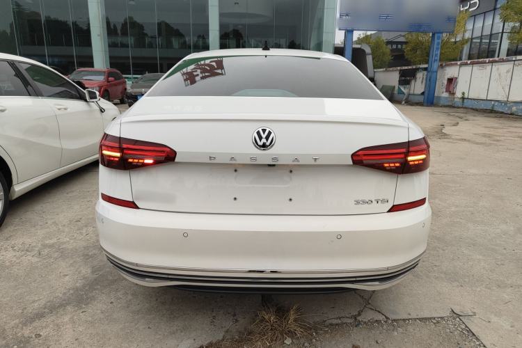 Used Volkswagen Passat 2020 330TSI Elite Edition China VI
