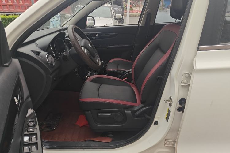 Used HYOSOW S3 2014 1.5L Luxury Version China IV Emission Standard