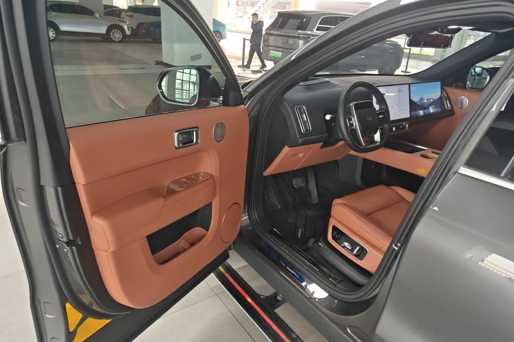 Used Li Auto L9 2022 Max model
