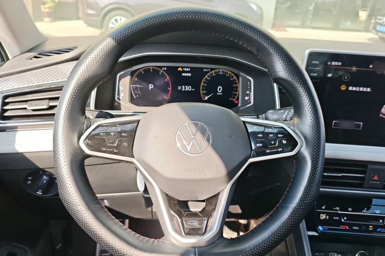 Used Volkswagen Tiguan L 2023 330TSI Automatic Two-Wheel Drive R-Line Enjoyment Edition
