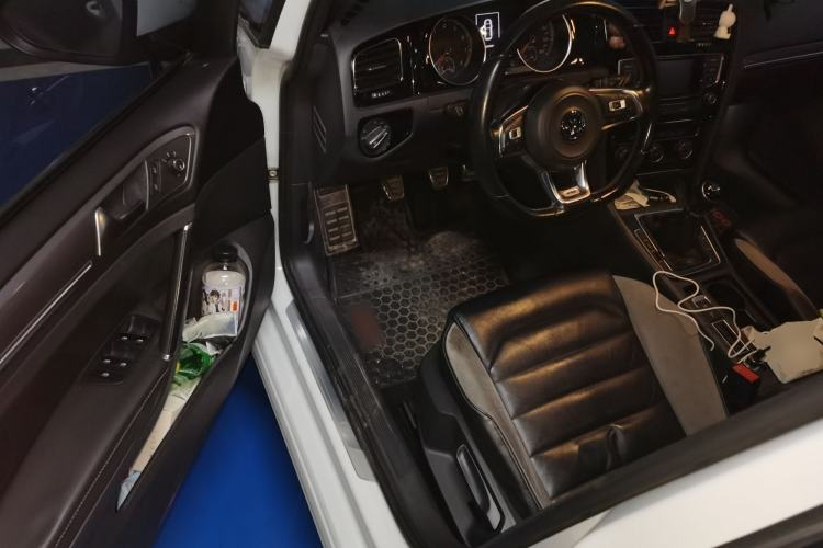 Used Volkswagen Golf 2015 1.4TSI Manual R-Line