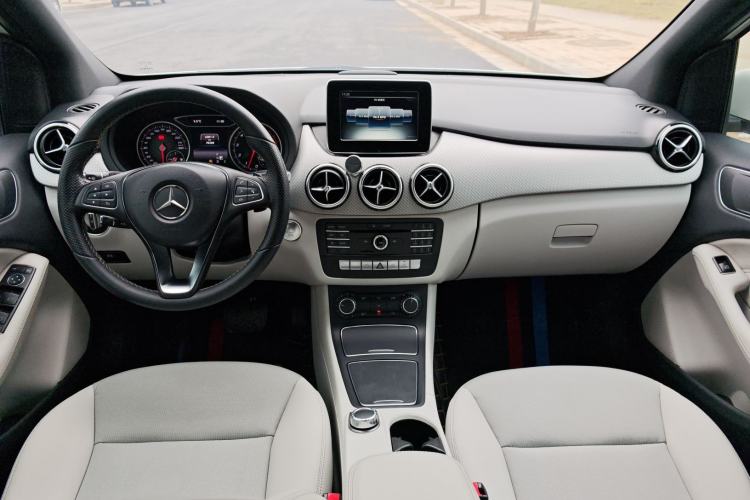 Used Mercedes-Benz B-Class 2015 B 200 Sport Edition