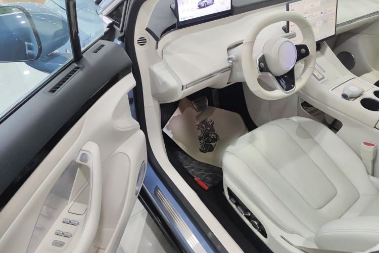 Used Hima Luxeed R7 2024 All-Electric 736 km Ultra
